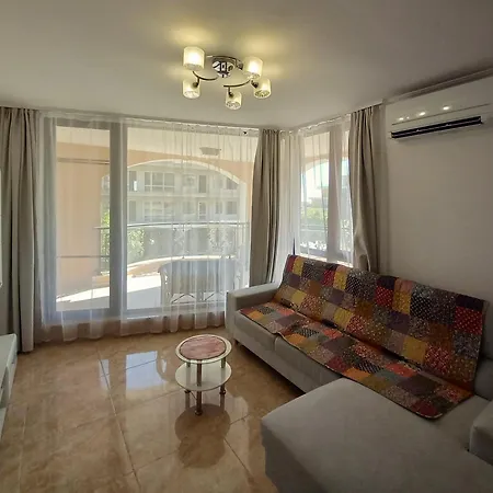 Private Admiral With Gorgeus Veranda Apartment *